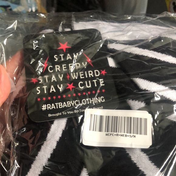 *NEW* Tangled Web We Weave Poncho Knit Sweater - Picture 4 of 5